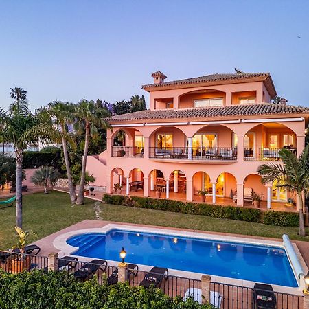 Beachside Villa With Panoramic Sea Views Benalmádena Dış mekan fotoğraf