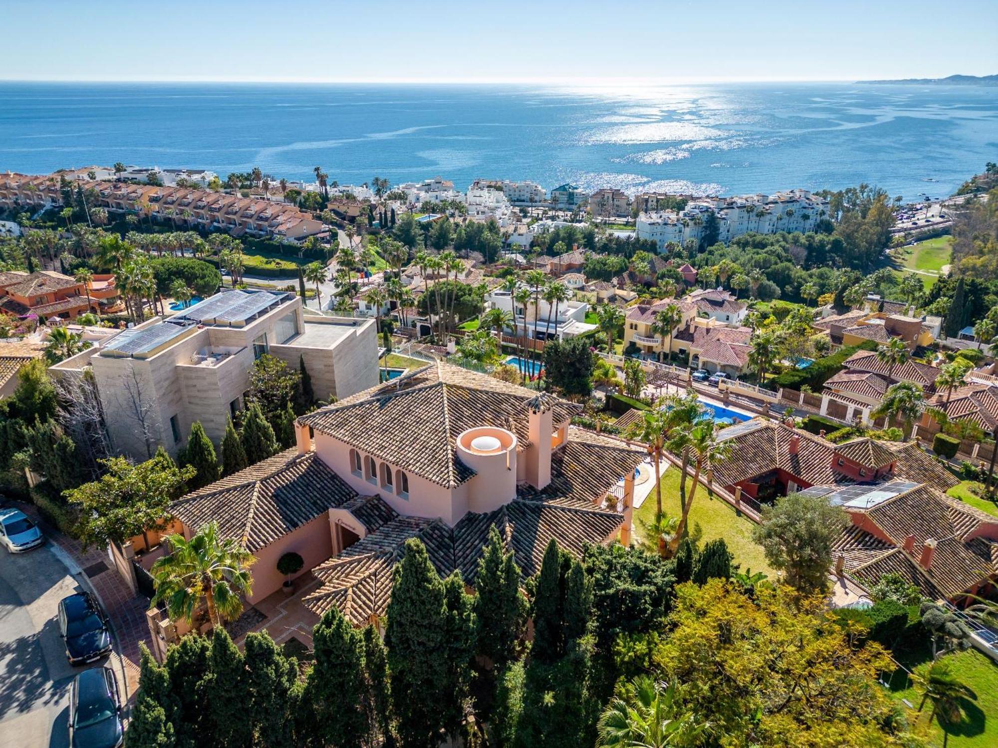 Beachside Villa With Panoramic Sea Views Benalmádena Dış mekan fotoğraf