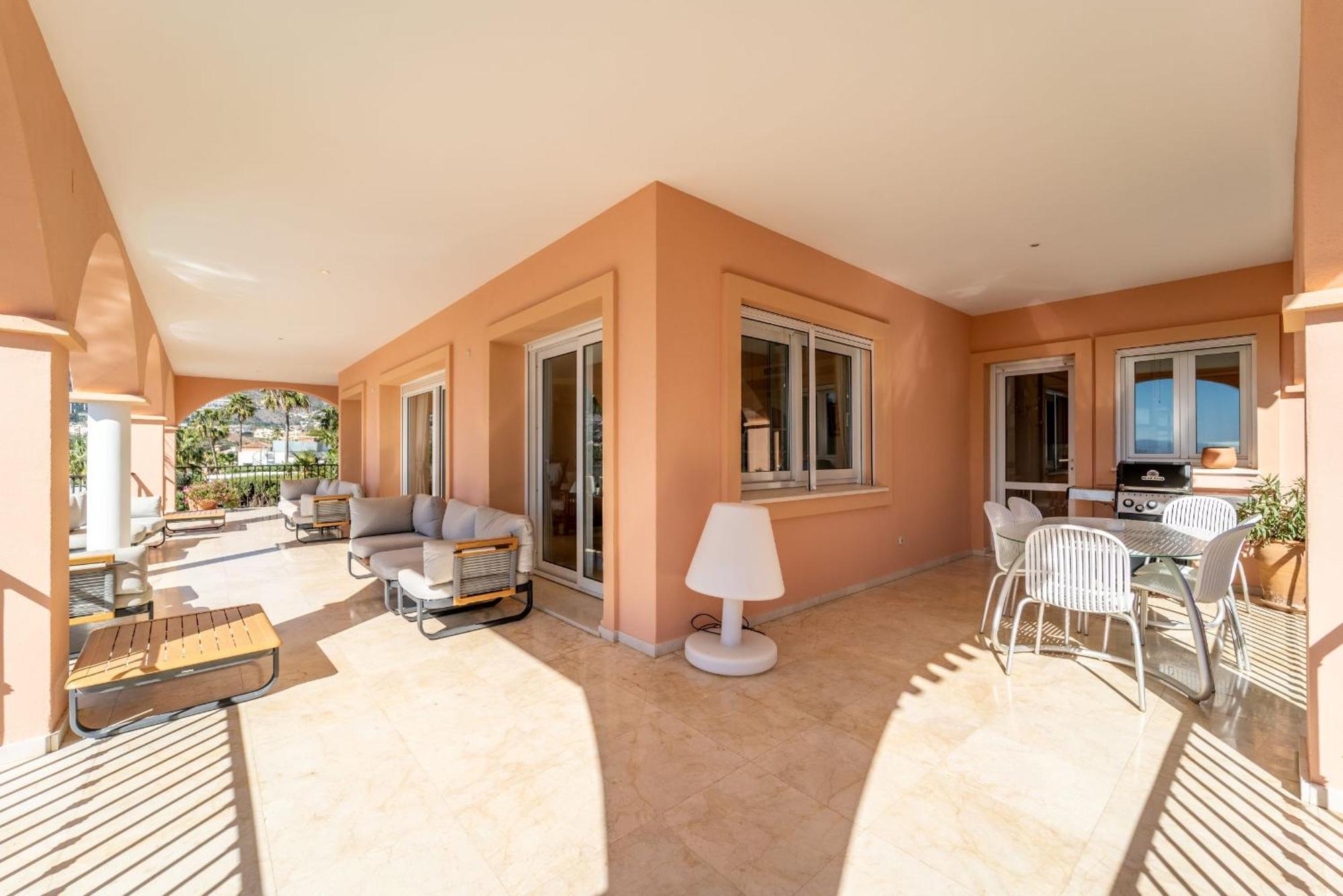 Beachside Villa With Panoramic Sea Views Benalmádena Dış mekan fotoğraf