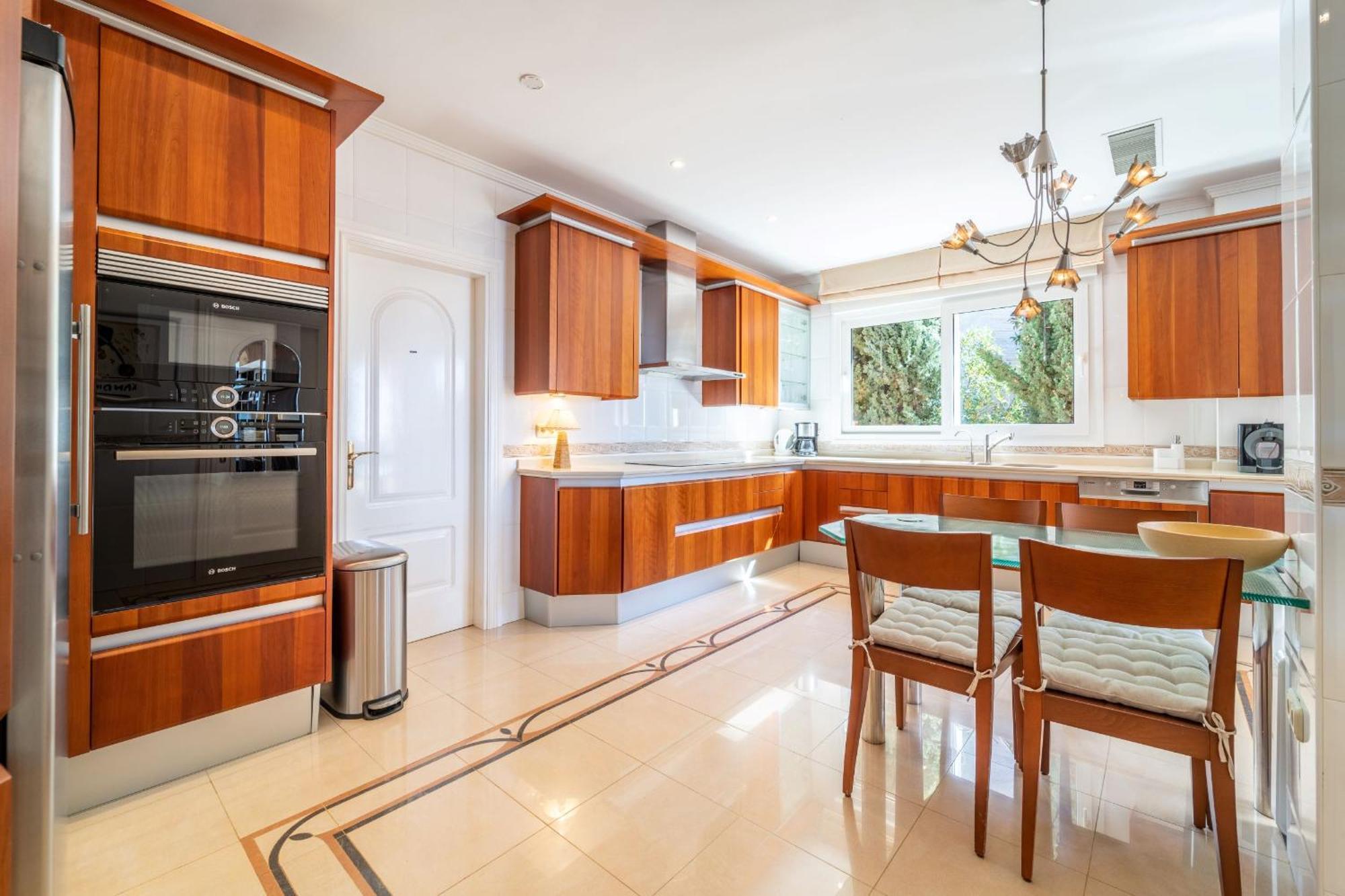 Beachside Villa With Panoramic Sea Views Benalmádena Dış mekan fotoğraf